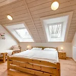 Hotel Haus Biederstaedt & Livjana Ottersberg