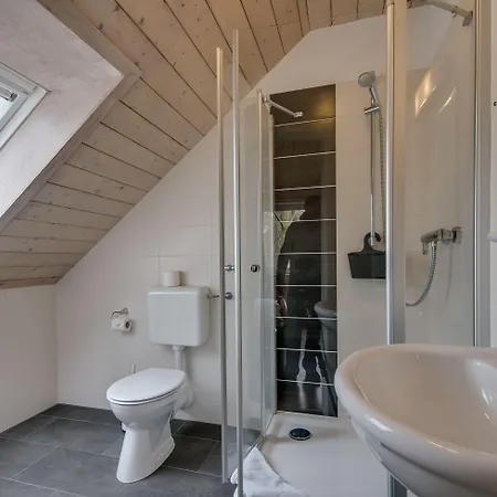 فندق Haus Biederstaedt & Livjana