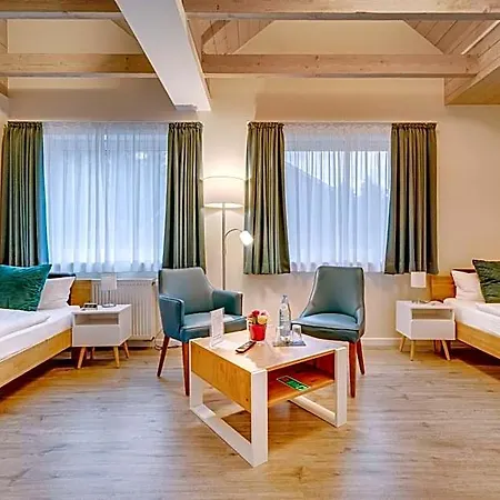 Hotel Haus Biederstaedt & Livjana