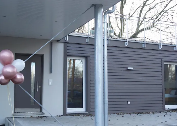 Haus Biederstaedt & Livjana 호텔 3*